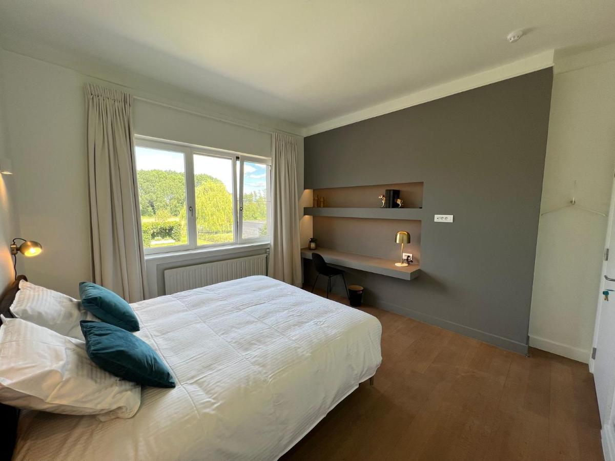 Tuss Bed & Breakfast Kortrijk Eksteriør bilde